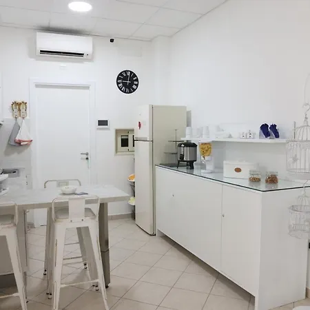 A Casa Di Angela Bed & Breakfast 3*