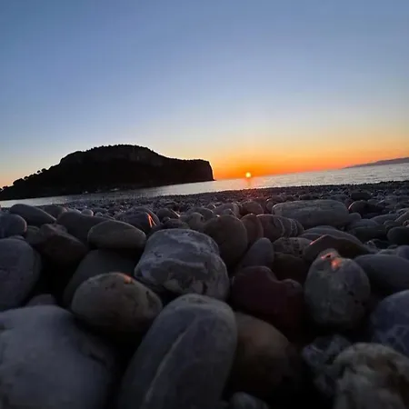 A Casa Di Angela Bed & Breakfast 3*